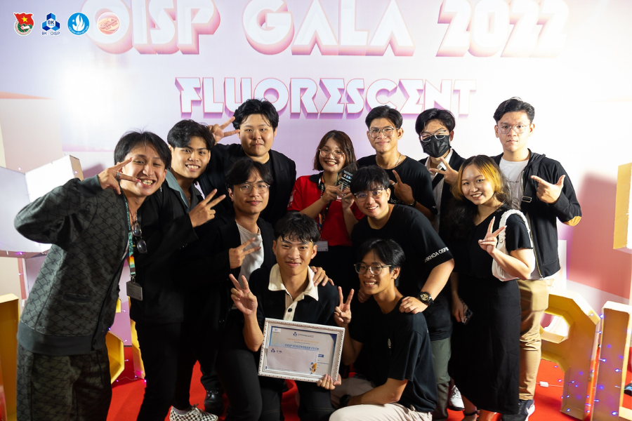OISP Gala 2022: Bùng cháy cùng sinh viên Bách khoa Quốc tế