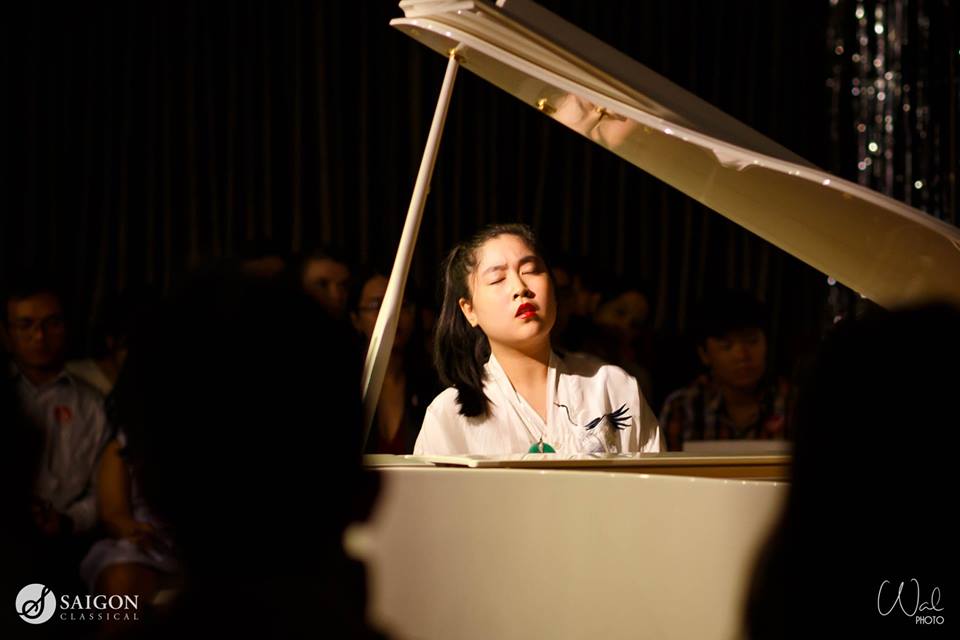bui-vu-nguyet-minh-and-her-piano-achievements-02