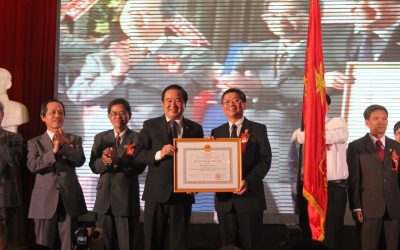 ĐH Bách Khoa TPHCM đón nhận “Huân chương Độc lập hạng nhất”