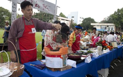 BÁCH KHOA RỘN RÀNG NGÀY HỘI ẨM THỰC 2013