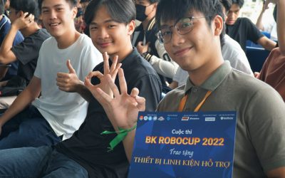 35 đội thi trải nghiệm sàn đấu robot tại lễ phát động BK RoboCup 2022