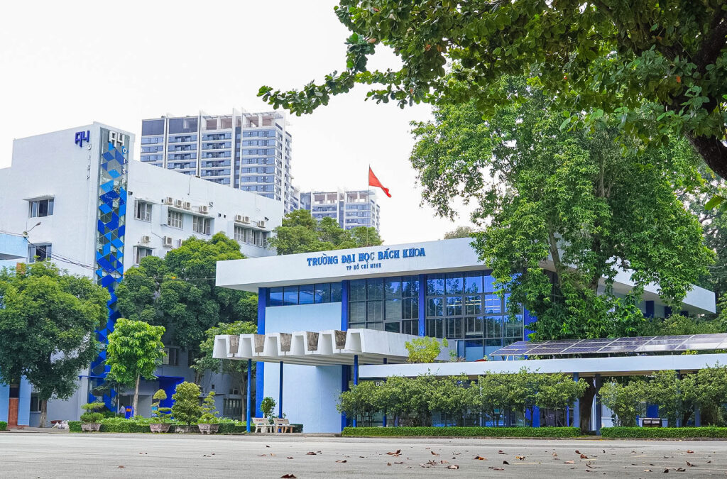 Xét tuyển bổ sung vào các chương trình đào tạo quốc tế năm 2025