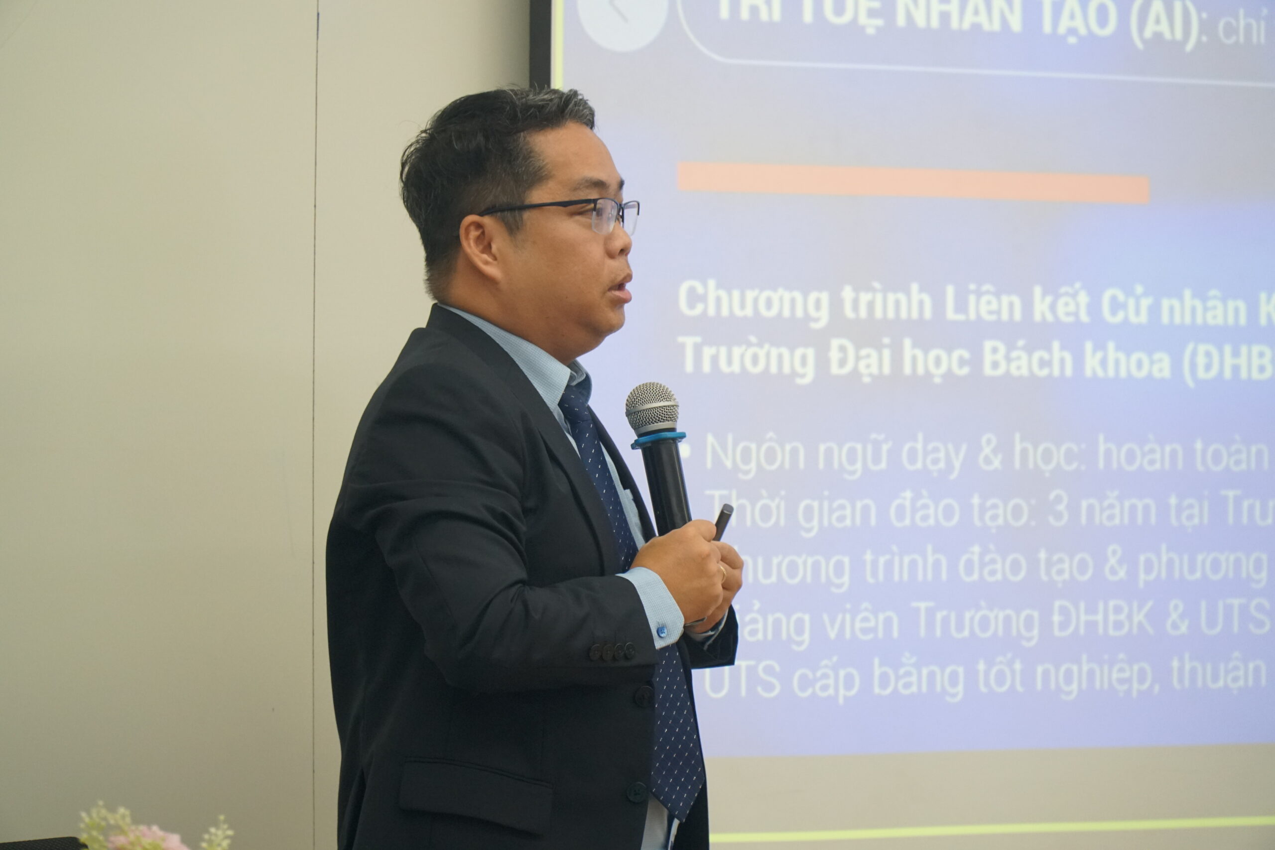 Talkshow TNE - Du học tại Bách khoa nhận bằng quốc tế