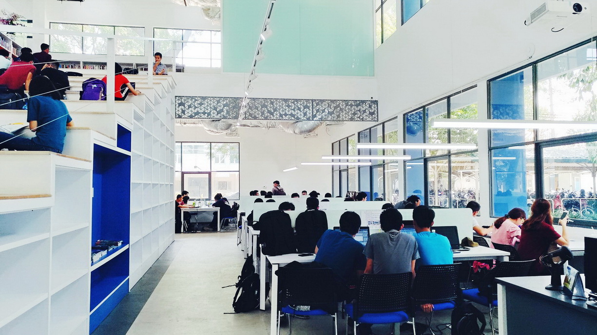 Thu-vien_Bach-khoa-2018_08